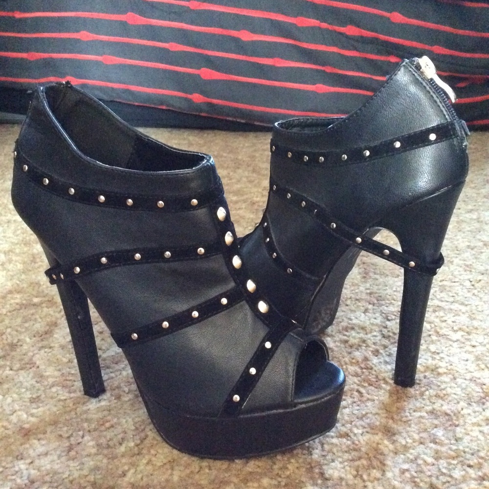 Sexy Studded Stilettos